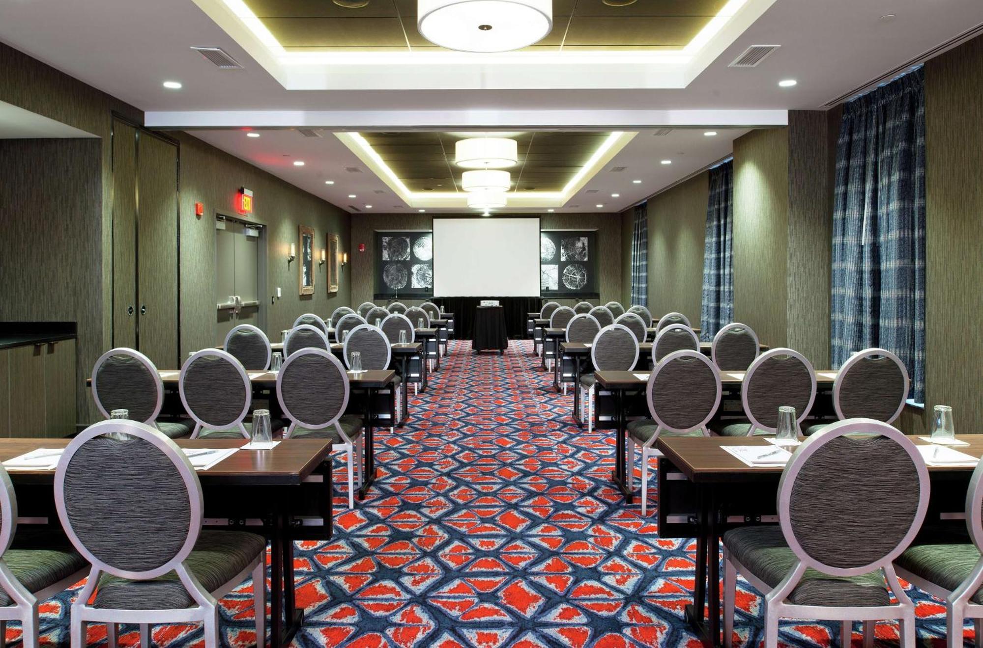 Hilton Garden Inn Pittsburgh Downtown Dış mekan fotoğraf